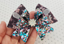 Load image into Gallery viewer, Christmas Hair Bow Clip Set - Festive Mouse
