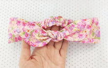 Load image into Gallery viewer, Knotted tie wrap headband - Pink Floral
